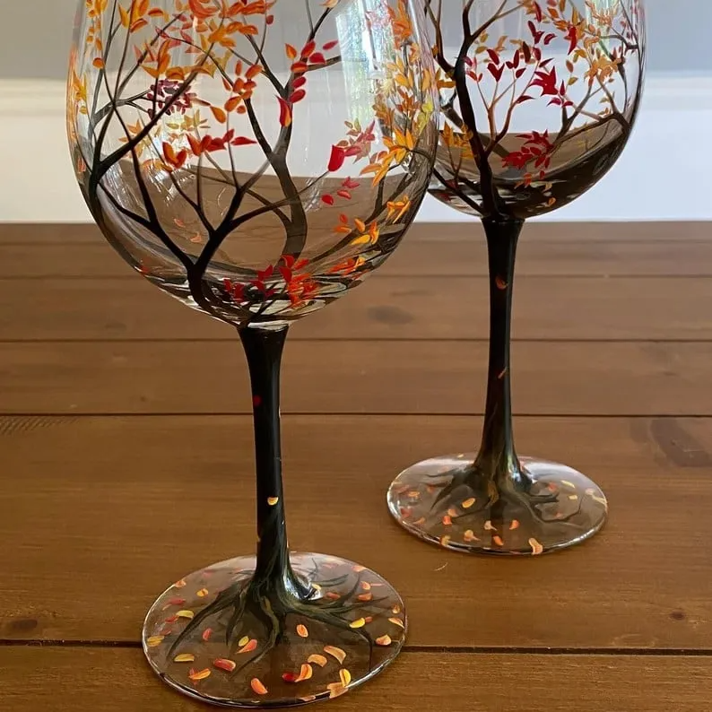 Handmålade glas inspirerade av de fyra årstiderna 