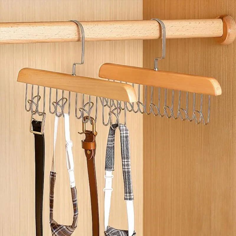 Cintre en bois multi-crochets pour un rangement élégant