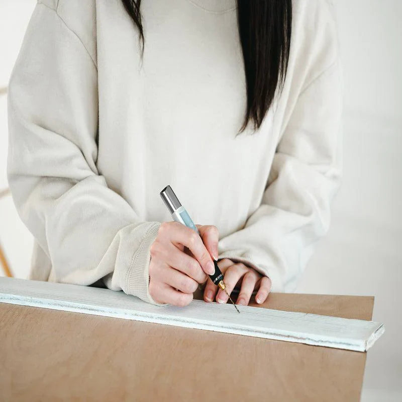 Incidi con precisione su legno, vetro o metallo 