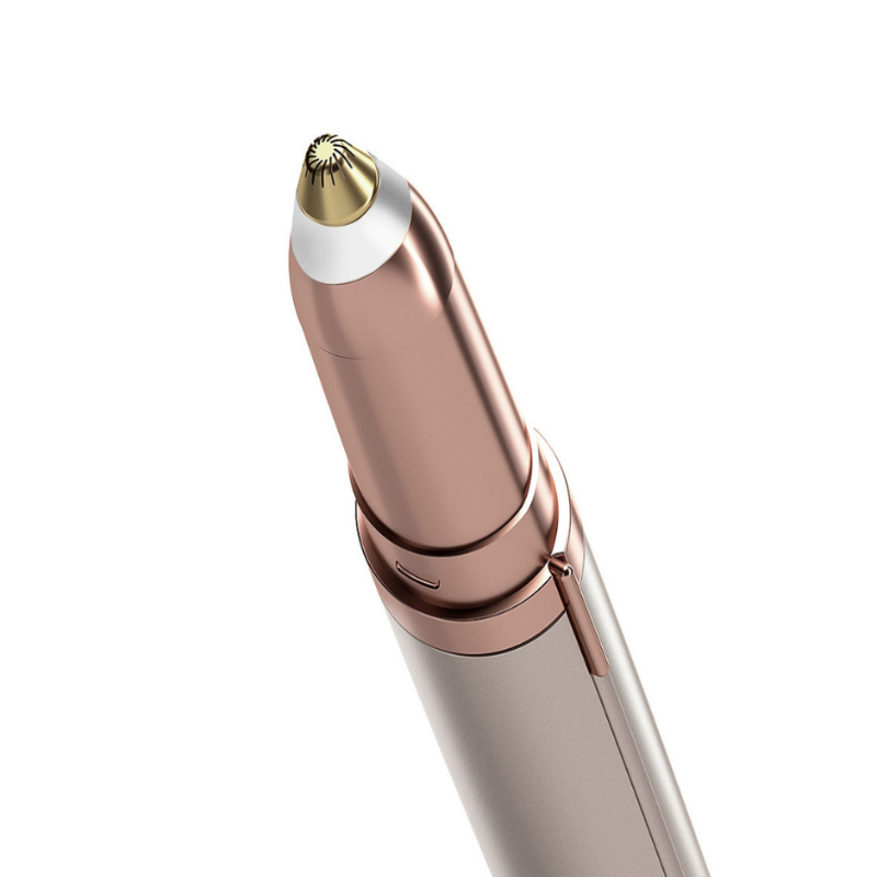 Épilation précise et indolore pour sourcils nets