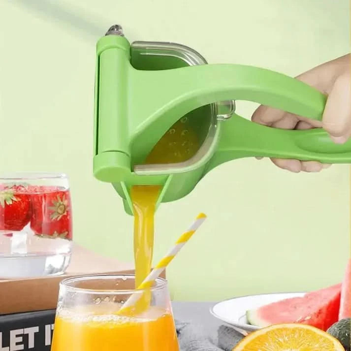 A homemade fresh juice without effort or electricity 